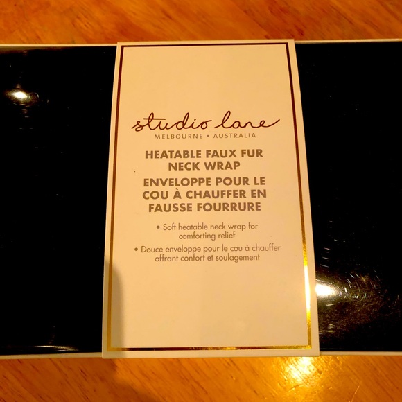 Heatable Faux Fur Neck Wrap, Studio Lane - Picture 2 of 3